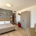 Hotel Excelsior