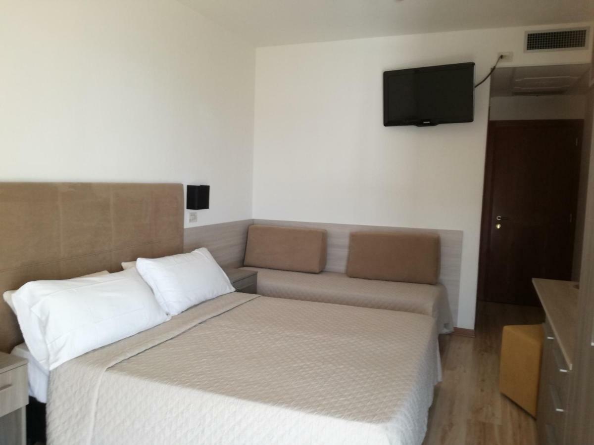 Excelsior Hotel 3*